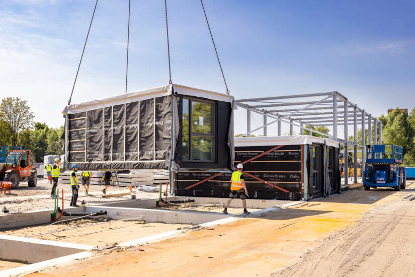 woningnood dwingt tot snelle en compacte bouw