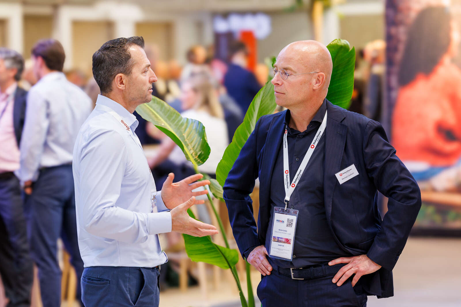 Netwerkmoment op de stand van Daiwa House Modular Europe.