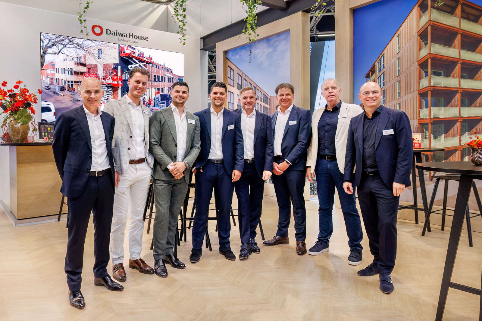 Teamfoto van Daiwa House Modular Europe op PROVADA.